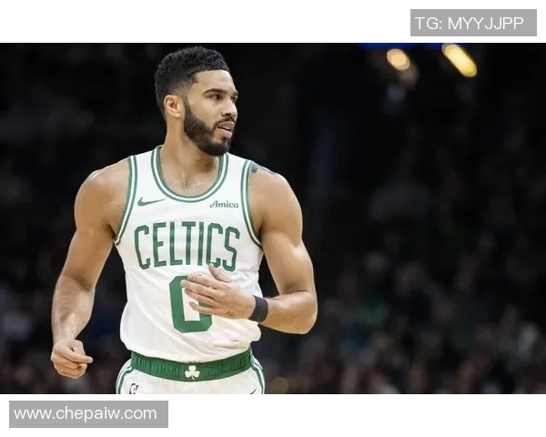杰森塔图姆如何在NBA赛场上展现超凡才华与领导力