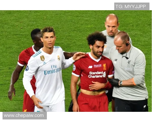 维尼修斯的崛起与挑战：从天才少年到足球巨星的奋斗之路